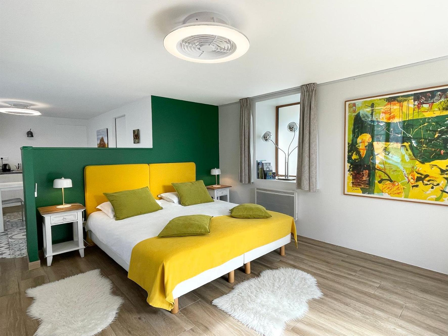 Chemin Des Ormeaux Bed & Breakfast Ennezat ภายนอก รูปภาพ